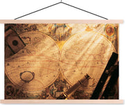 Ouderwetse wereldkaart met navigatiemateriaal textielposter latten blank