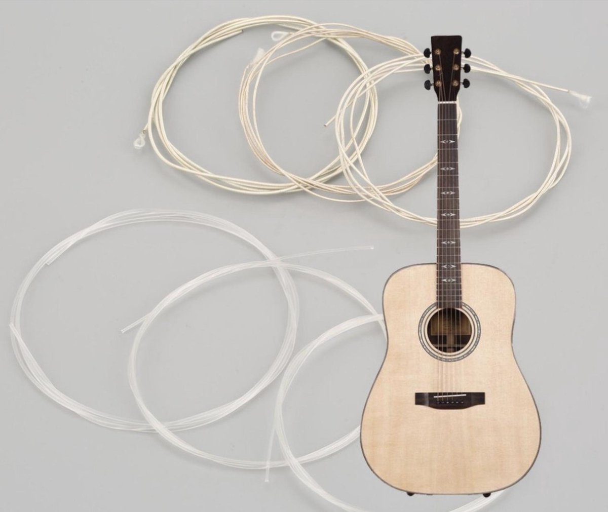 Set van 6 Gitaarsnaren voor Klassieke Akoestische Gitaar - Snarenset - Nylon Snaren - 6 Snaren - Europese Kwaliteit