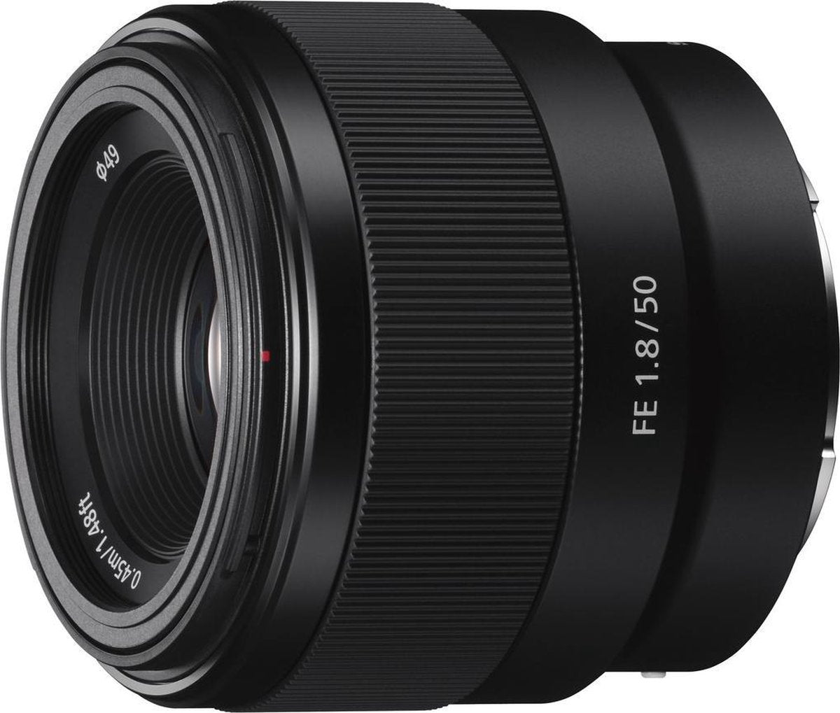 Sony FE 50mm f/1.8 - Prime lens