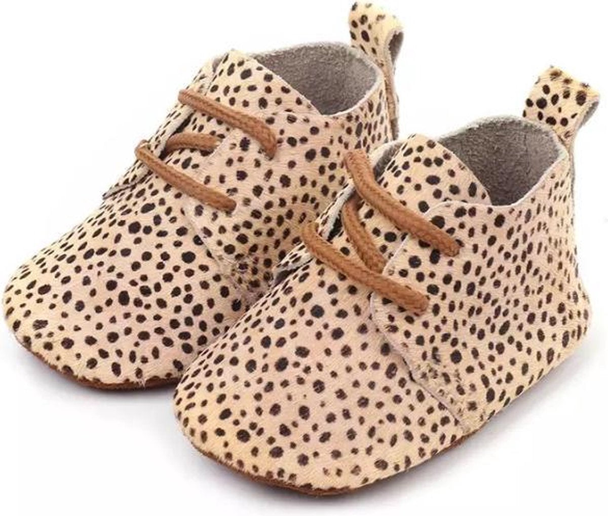 Leren Babyschoenen met Veters en leuke jachtluipaardenprint - 0-6 maanden