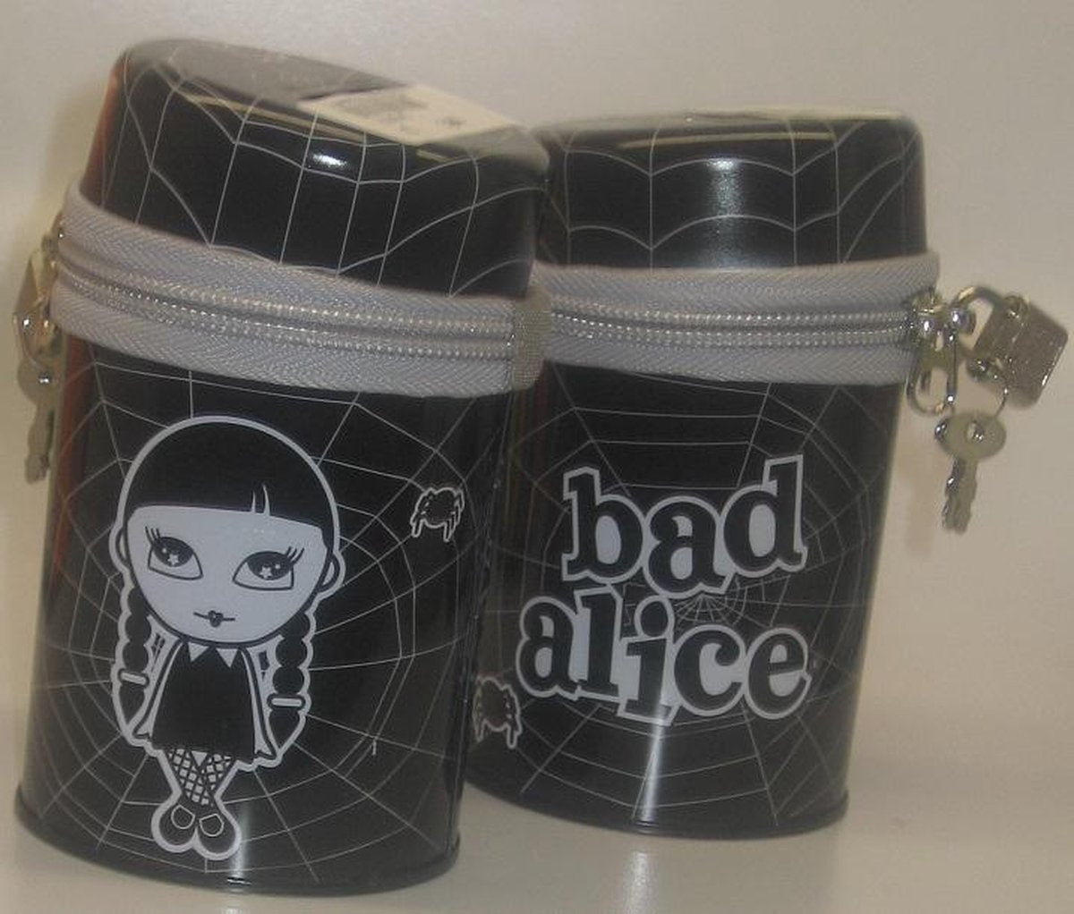 spaarblik met ritssluiting - Bad Alice