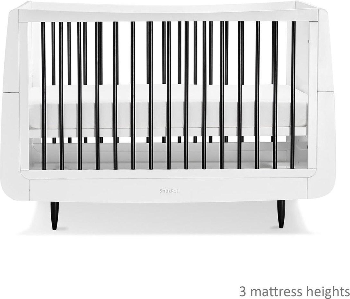 Snuz Snuzkot Babybed Skandi - Mono - meegroeibed