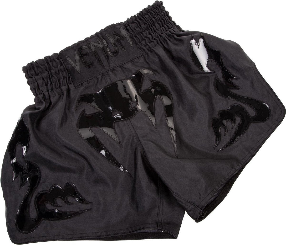 Venum Bangkok Inferno Muay Thai Short Matte Black - Zwart - XS
