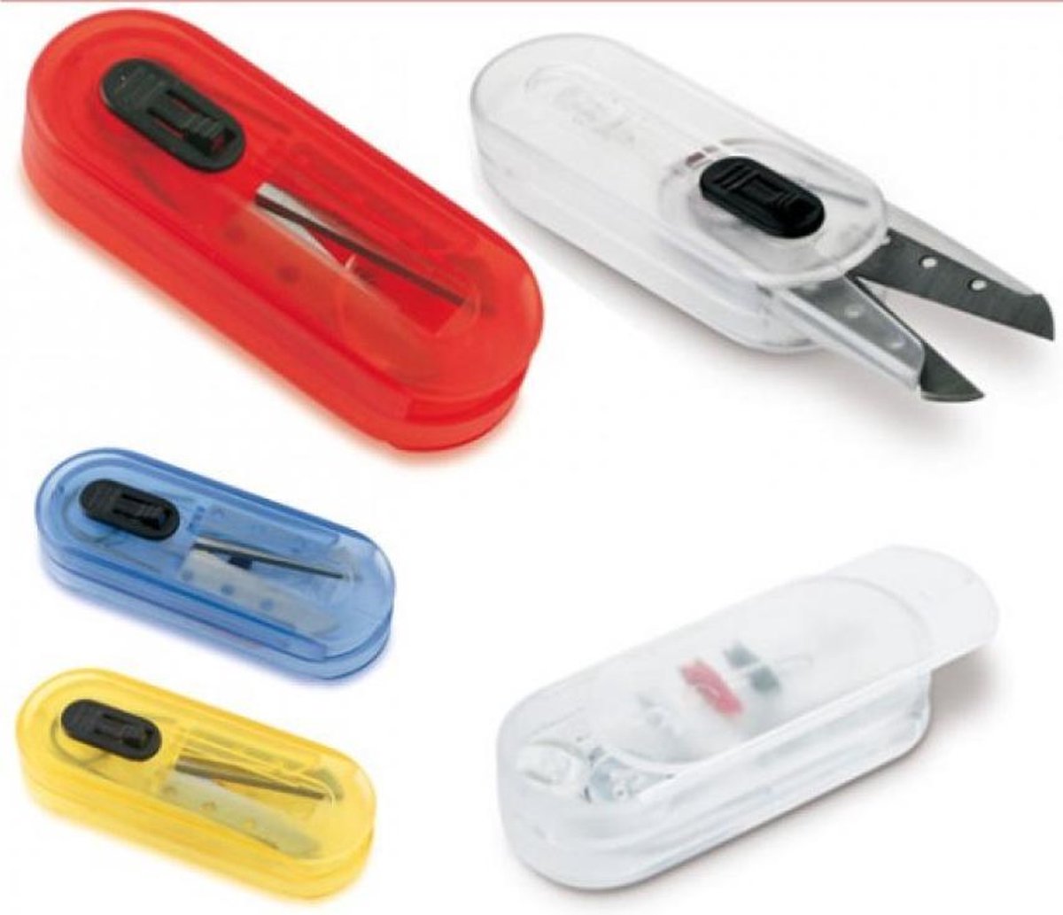 Naaisetje voor opreis  - Rood