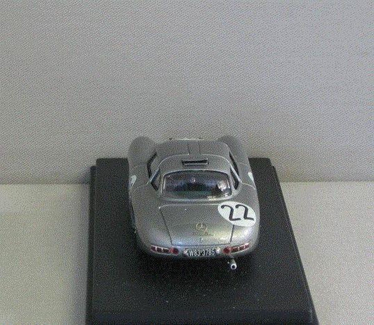 Mercedes-Benz 300 SL Coupé Le Mans 1952 #22 - 1:43  - Bang