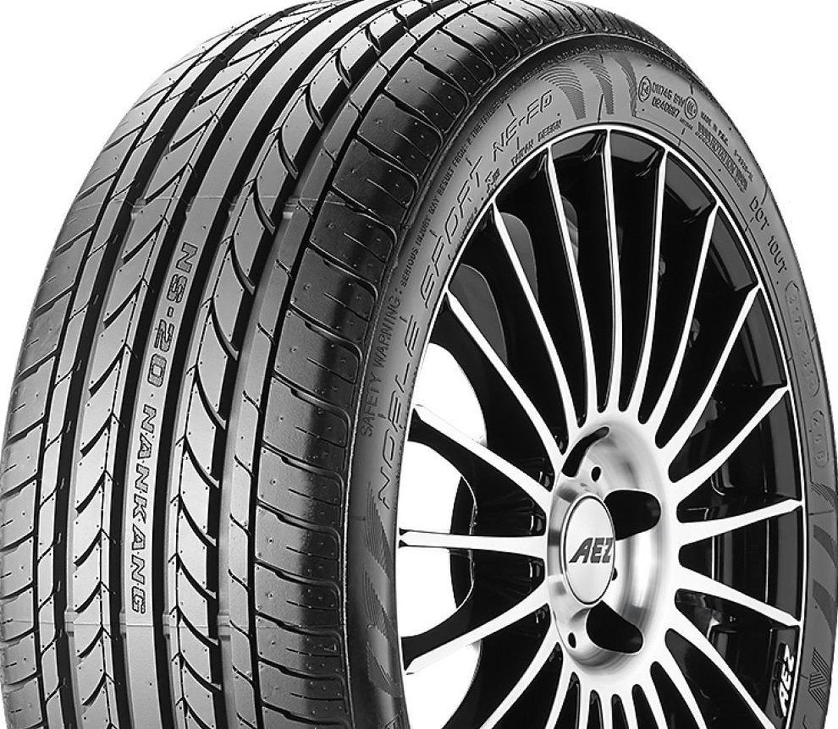 Nankang Noble Sport NS-20 zomerband - 225/50 ZR17 98Y XL
