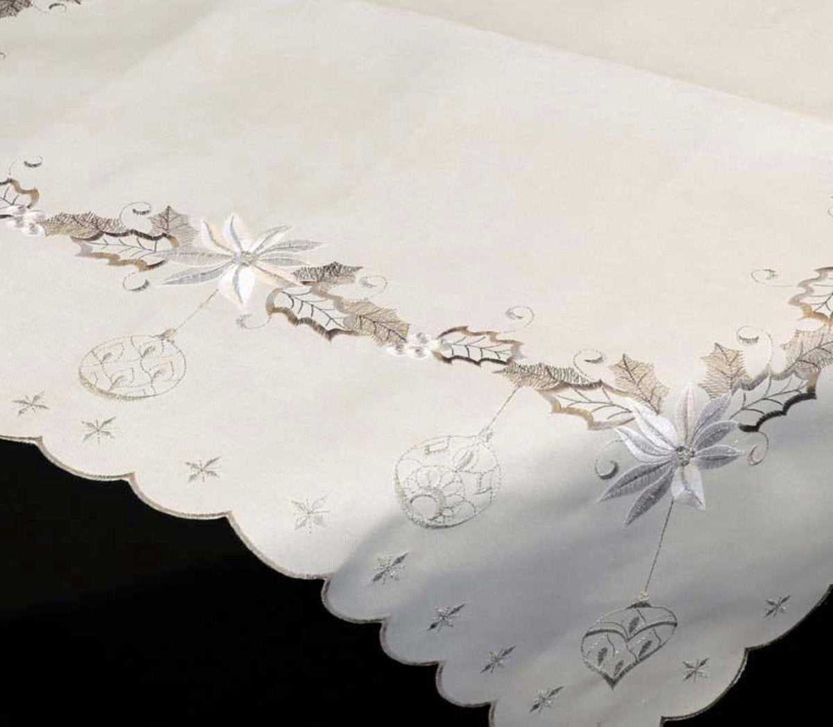 Kerstkleed - wit met zilver-beige kleur hulst en kerstballen - Vierkant 85 cm
