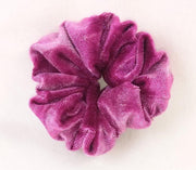 IRSA Scrunchie Velvet Magenta - haarwokkel - Haarelastiek - Haaraccessoire (1 stuk)