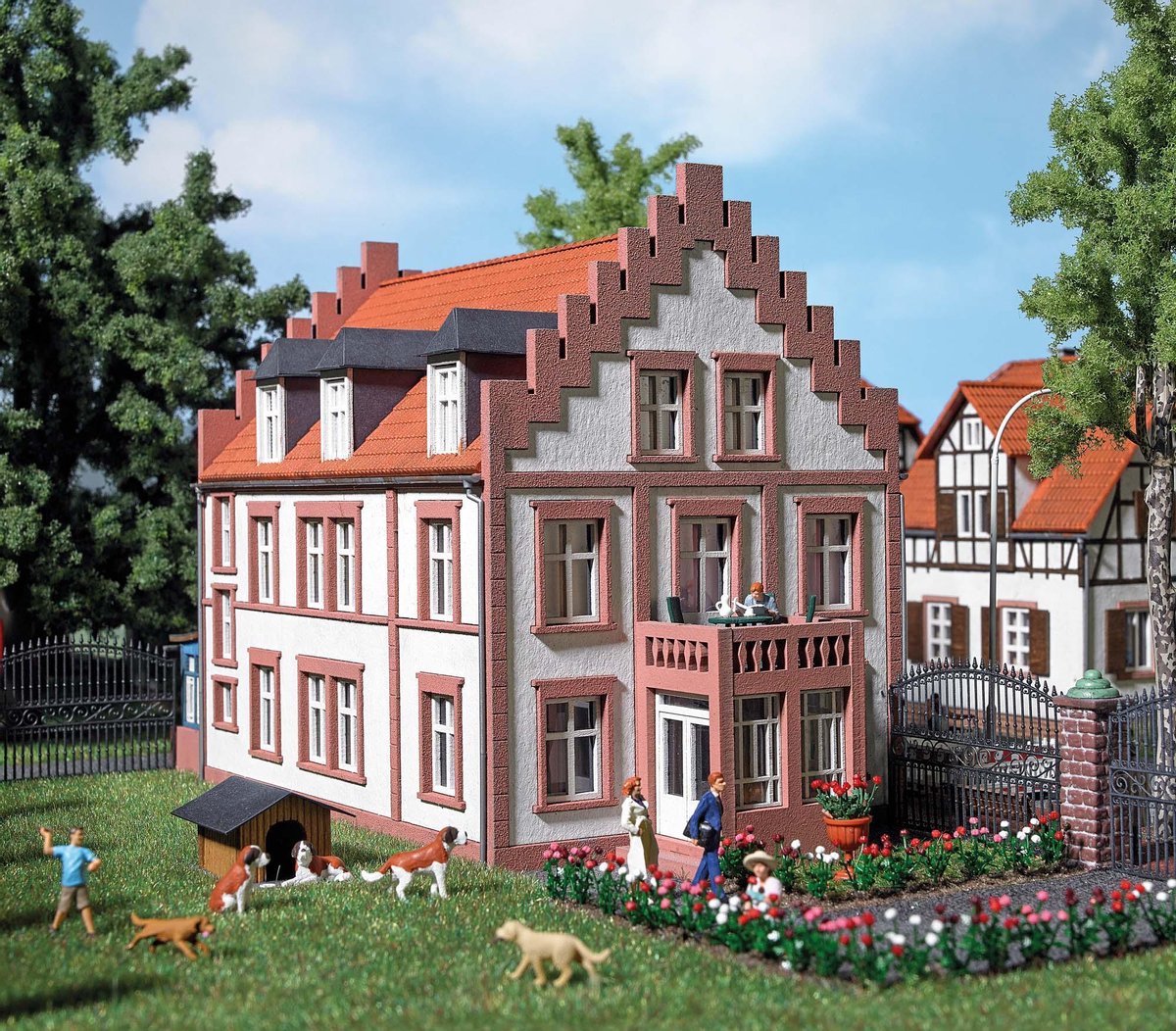Busch - Carl Benz Wohnhaus H0 (2/20) * - BU1673 - modelbouwsets