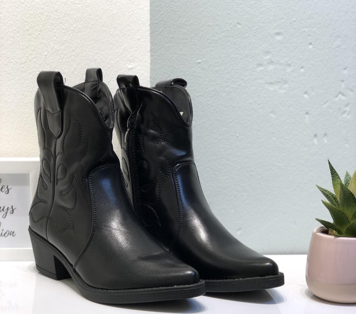 Smile Favorites® Dames Cowboylaarzen met Hak Kort - Imitatieleer - Zwart - Maat 36