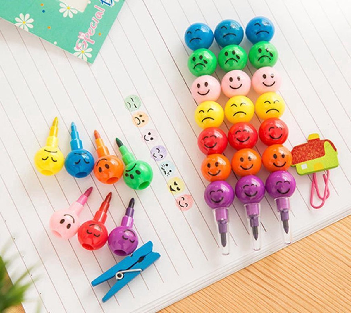 2 stuks Smiley stiften met 7 kleuren