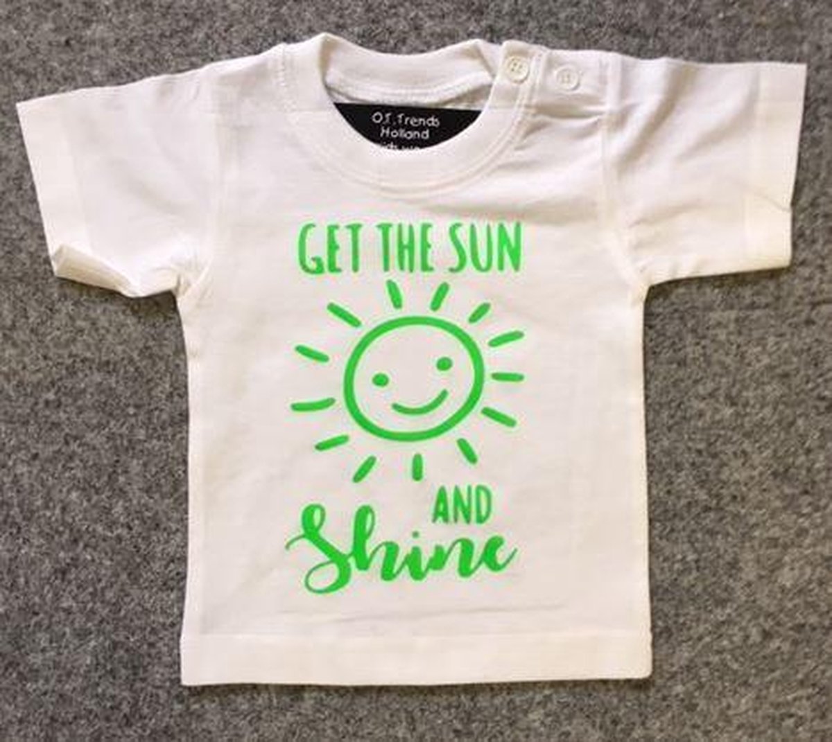 Baby shirt wit met opdruk ''GET THE SUN AND SHINE'' MAAT 68