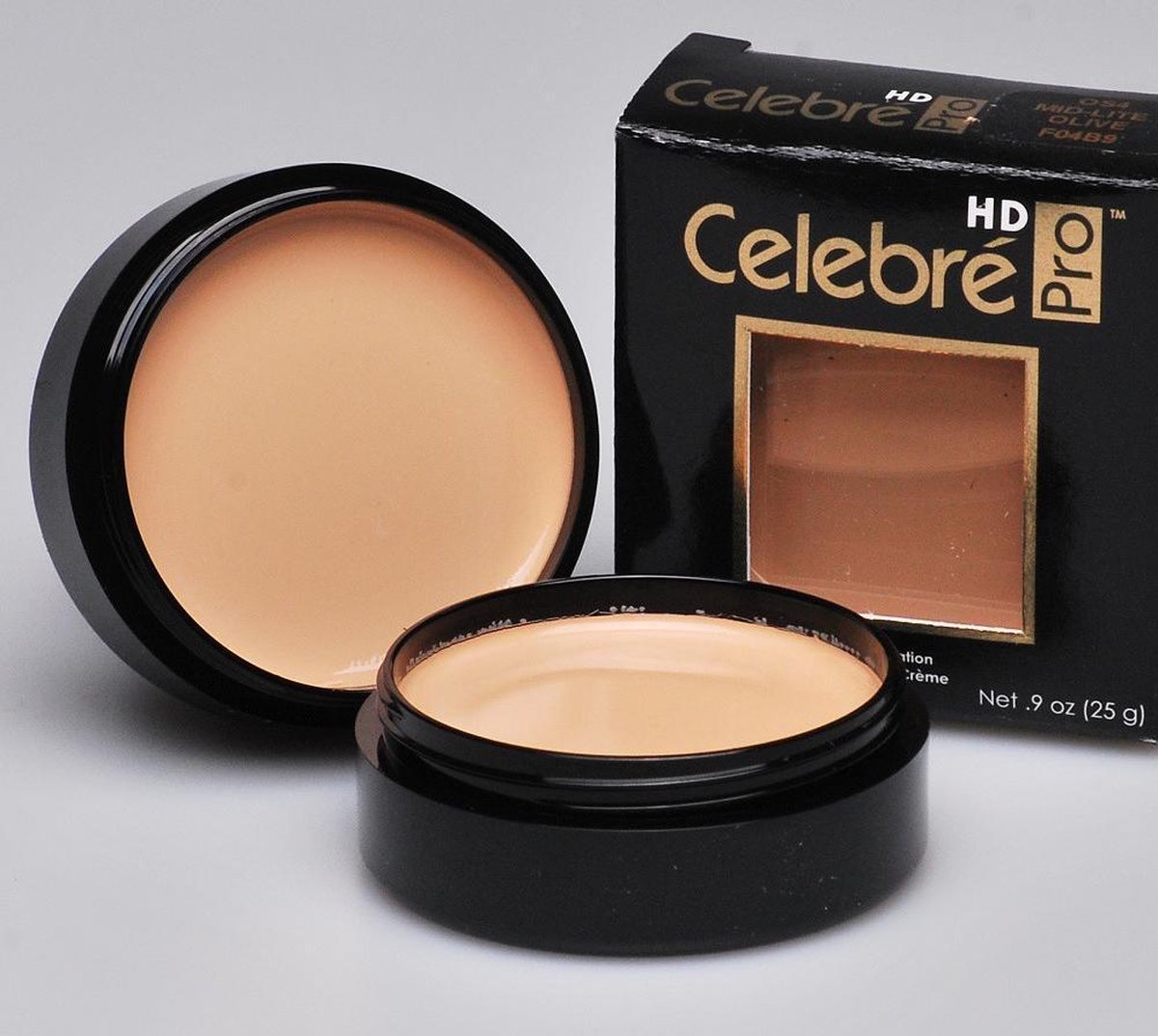 Mehron Celebré Pro-HD Cream Foundation - Light/Medium Olive