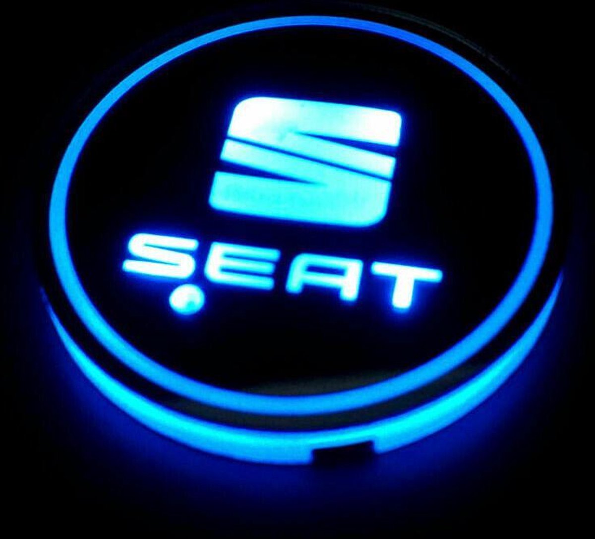 Coole Lichtgevende LED Onderzetters - Bekerhouders - Sfeerverlichting - LED Licht - Interieur Verlichting - 7 Verschillende Kleuren LED - Opladen via USB – Seat