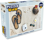 Puzzel - Puzzel 1000 stukjes volwassenen - Camera - Slippers - Strand - Legpuzzel