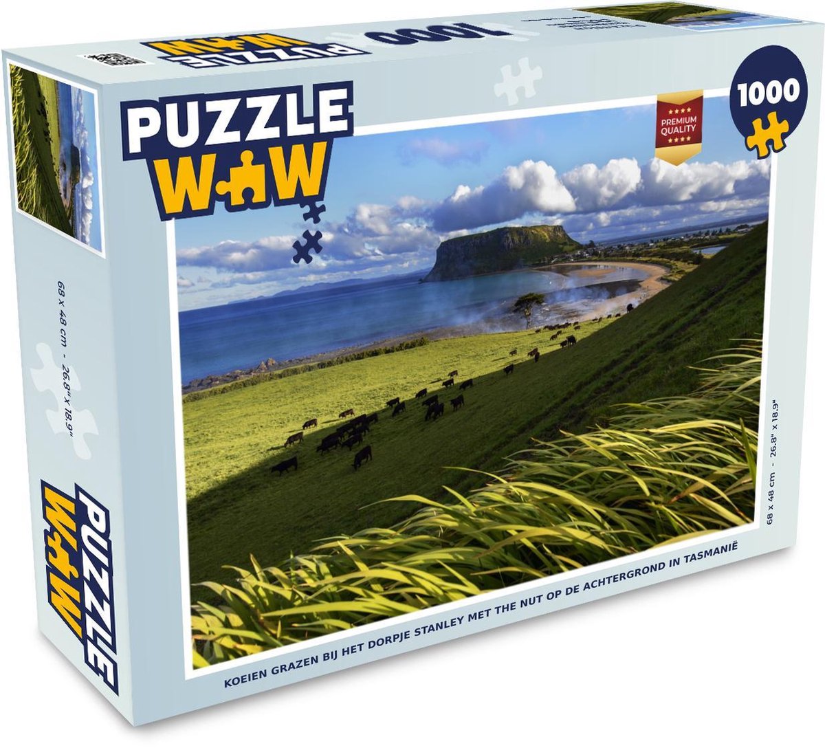 Puzzel 1000 stukjes volwassenen Tasmanië  1000 stukjes - Koeien grazen bij het dorpje Stanley met the Nut op de achtergrond in Tasmanië puzzel 1000 stukjes  - PuzzleWow heeft +100000 puzzels