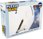 Puzzel 1000 stukjes volwassenen Cruiseschip 1000 stukjes - Afbeelding van een cruiseschip vanaf onderen  - PuzzleWow heeft +100000 puzzels