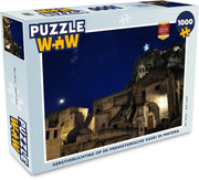 Puzzel 1000 stukjes volwassenen Prehistorie 1000 stukjes - Kerstverlichting op de prehistorische Sassi di Matera  - PuzzleWow heeft +100000 puzzels