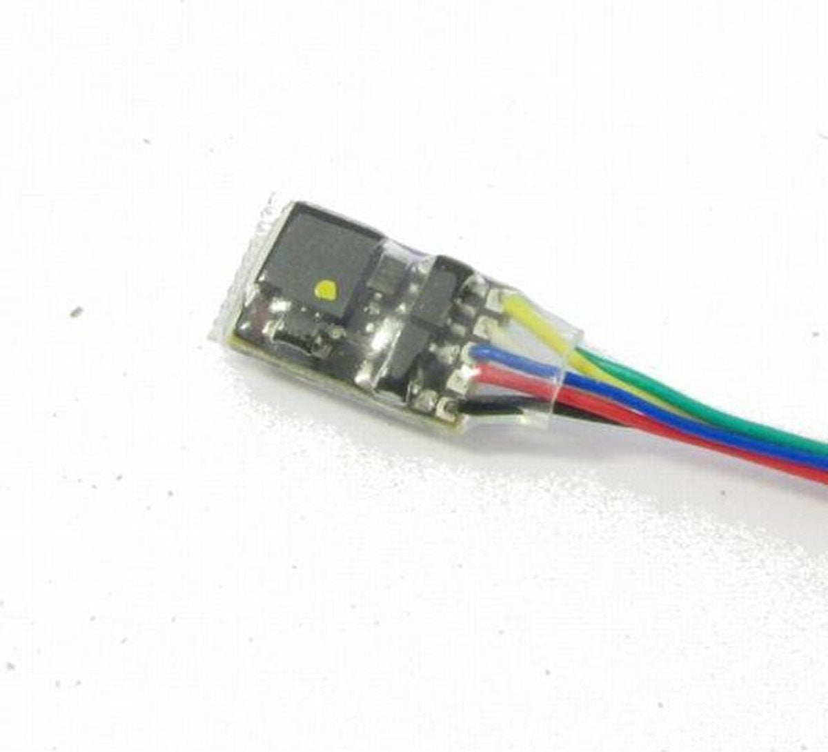 Ultra kleine functiedecoder met 3 functieuitgangen