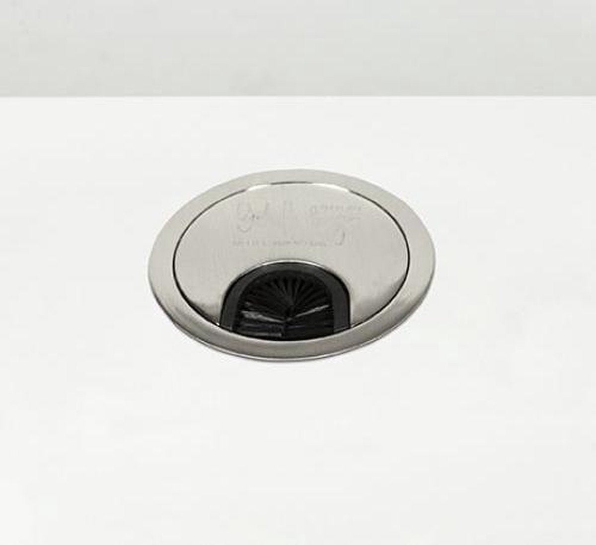 Kabeldoorvoerdop staal ongeborsteld 6cm ongemonteerd