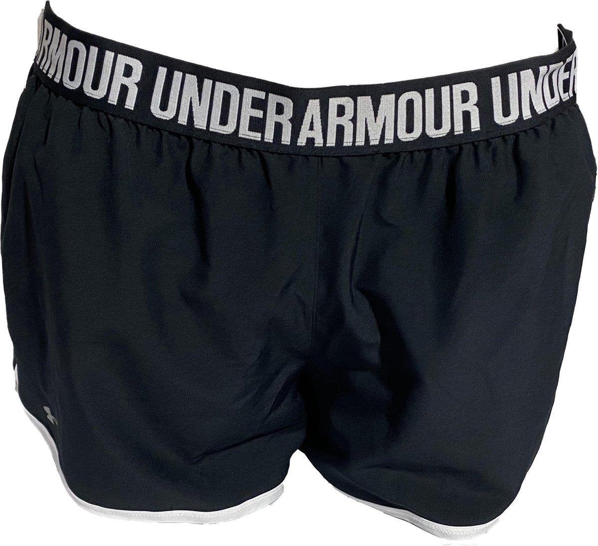 Under Armour Short Women - Maat XL