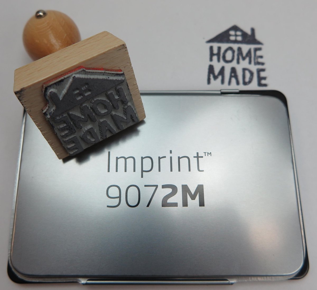 Handstempel 'Home made huisje' incl. zwart inktkussen