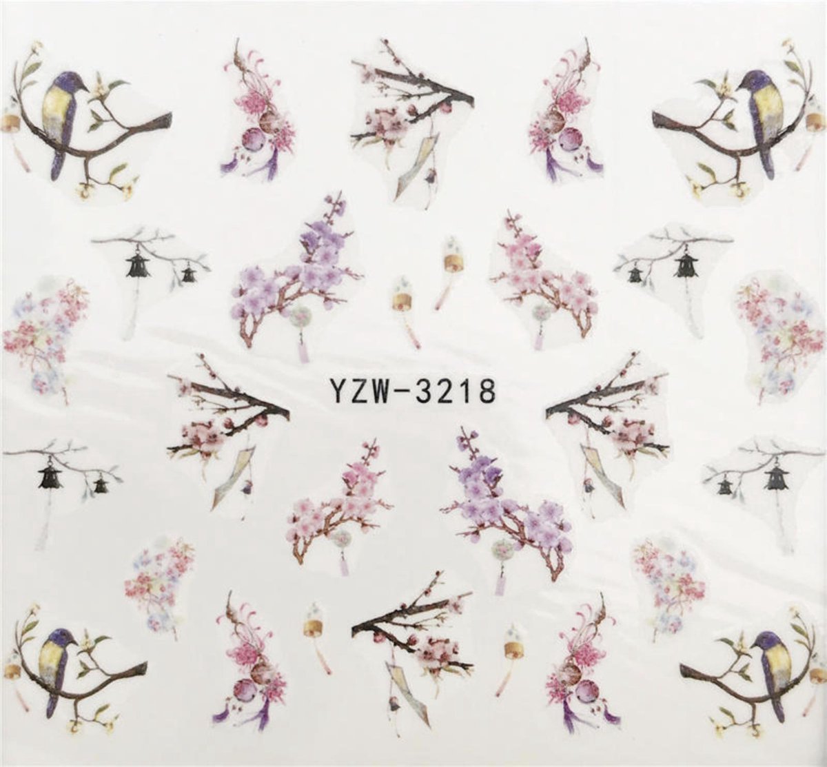 2 vel wateroverdraagbare nagelstickers: Vogels en takken