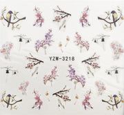 2 vel wateroverdraagbare nagelstickers: Vogels en takken
