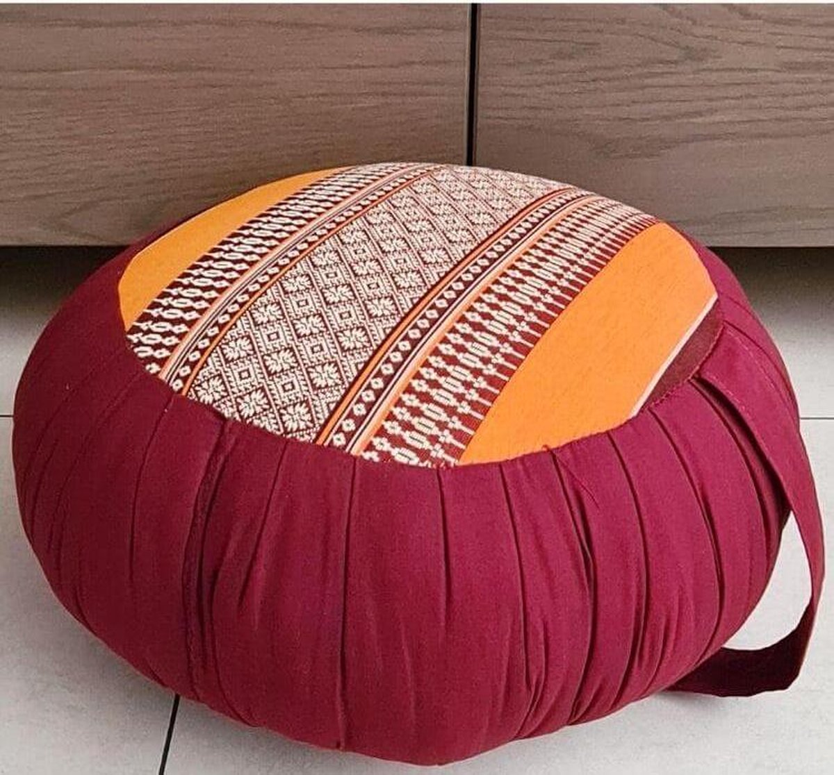 Zafu kussen – Yogakussen - Meditatie kussen – Rond meditatiekussen – Thais kussen – Kapok - 40x40x18 cm - Oranje