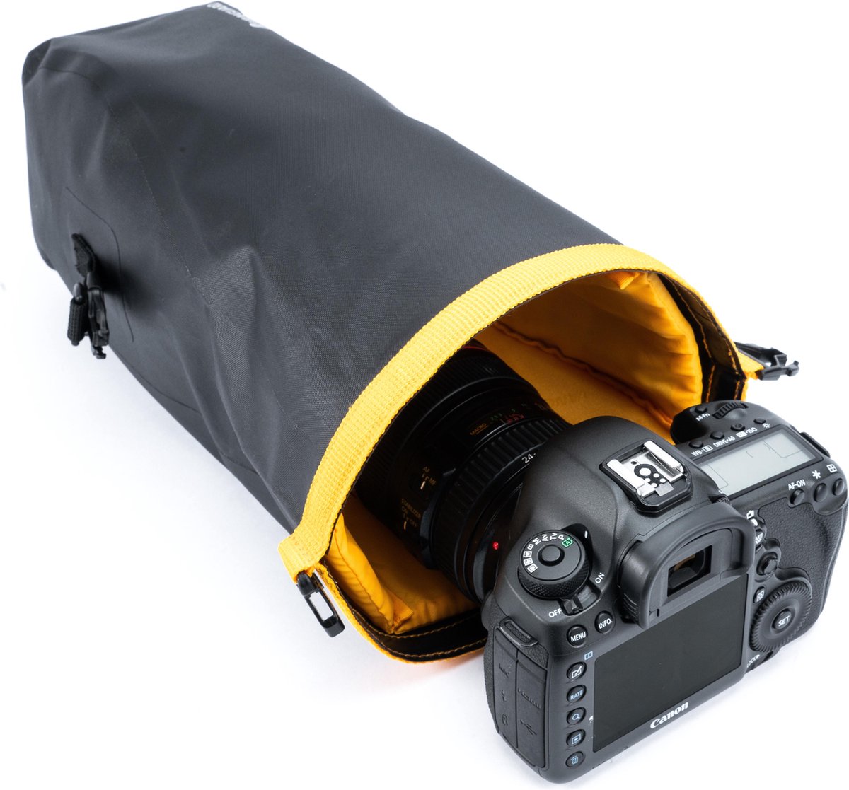 Vanguard Alta WZM Water Proof Cameratas DSLR  245 × 140 × 235 mm