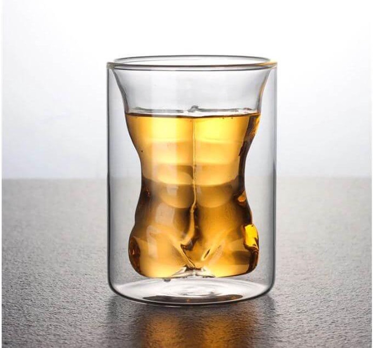 Spannend glas sexy mannenlichaam