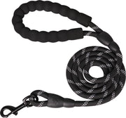 Hondenriem - Zwart -  Voor grote en kleine honden - Nieuw verstevigd model  - Stevige grip - Reflecterend - 1