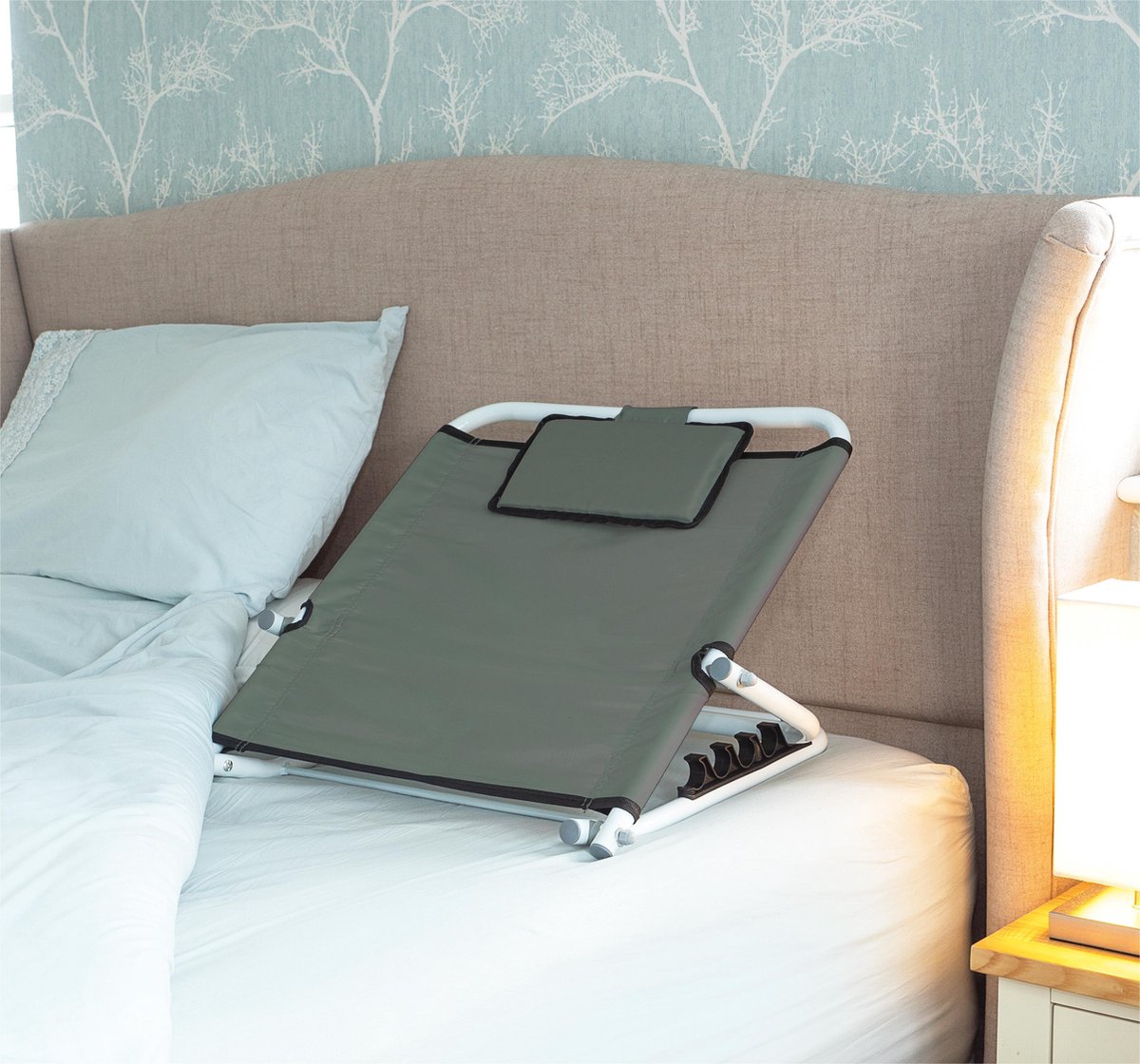 Aidapt VG820G comfortabele verstelbare rugsteun voor in bed