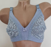 Dames beugelloze BH met kant 70C grijs