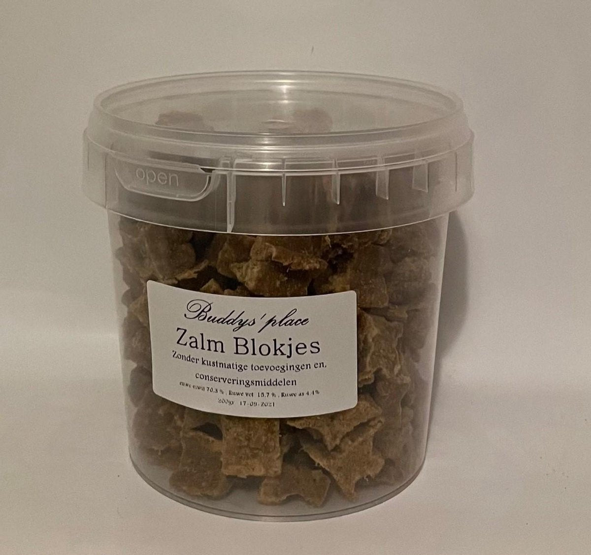 Honden snack zalm blokjes 200 gr