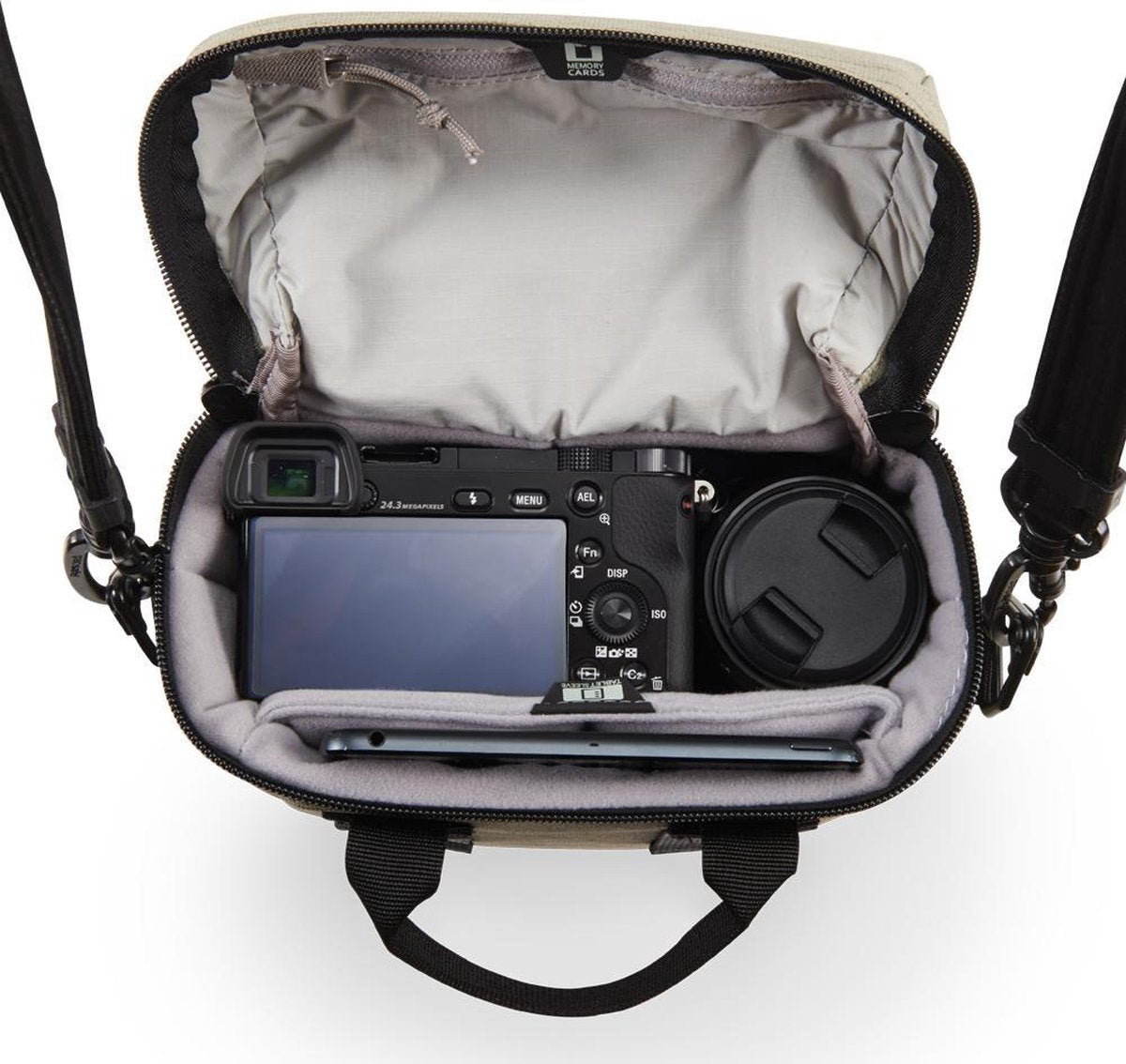 Pacsafe Z5 Documententas Groen