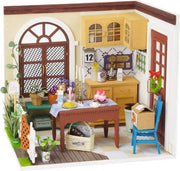 Robotime Mevrouw Charlie's Eetkamer DGM09 - Houten modelbouw - Poppenhuis met LED licht - DIY