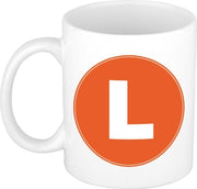 Mok / beker met de letter L oranje bedrukking voor het maken van een naam / woord of team