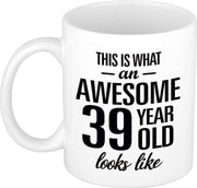 Awesome 39 year cadeau mok / beker 300 ml