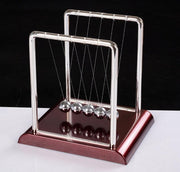 Medicca - Newton Cradle -  Newton ballen - Pendulum - Newton Pendel - Newton Ballen - Kantoor Decoratie - Bureau Decoratie