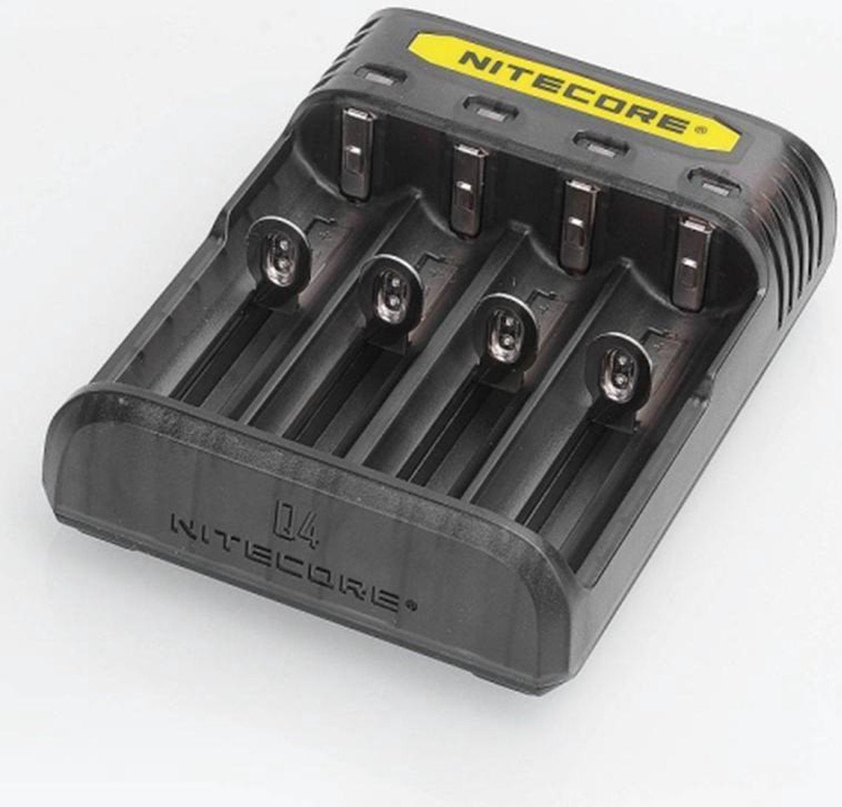 NITECORE Q4 4-Bay 2A Snellader voor Li-ion IMR - Blackberry