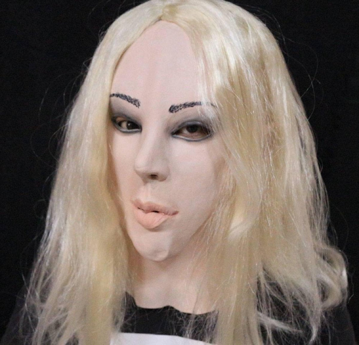 Vrouwenmasker (blond haar)