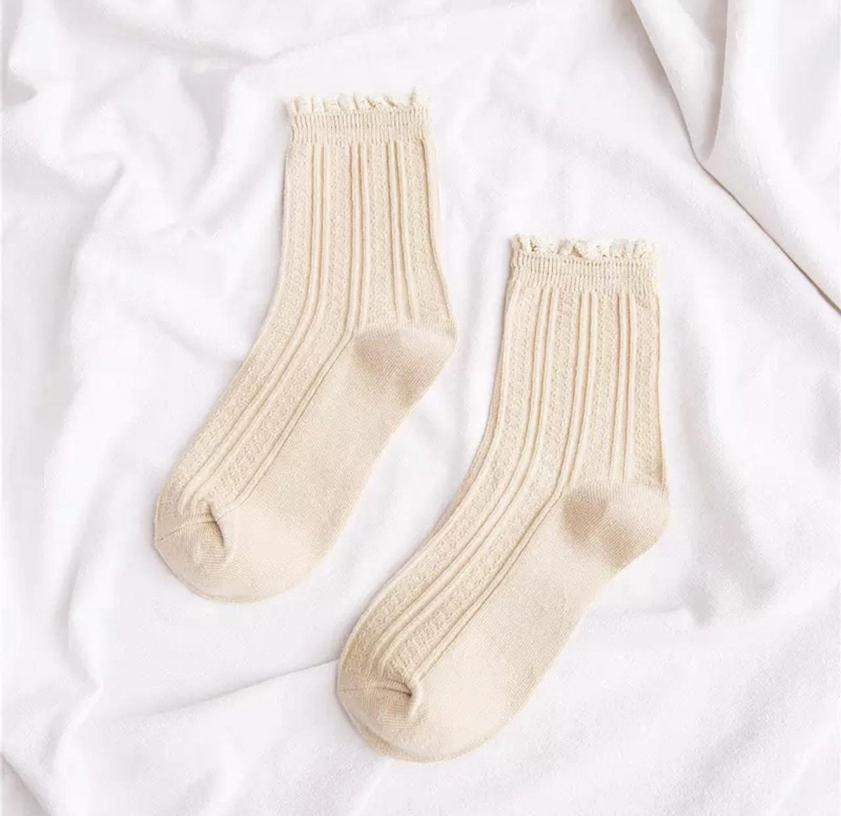 Sokken Beige Wit Ruches Zomer Sneakersokken