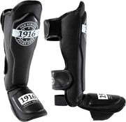 1916 Fight Gear Scheenbeschermer Thai Zwart/Wit