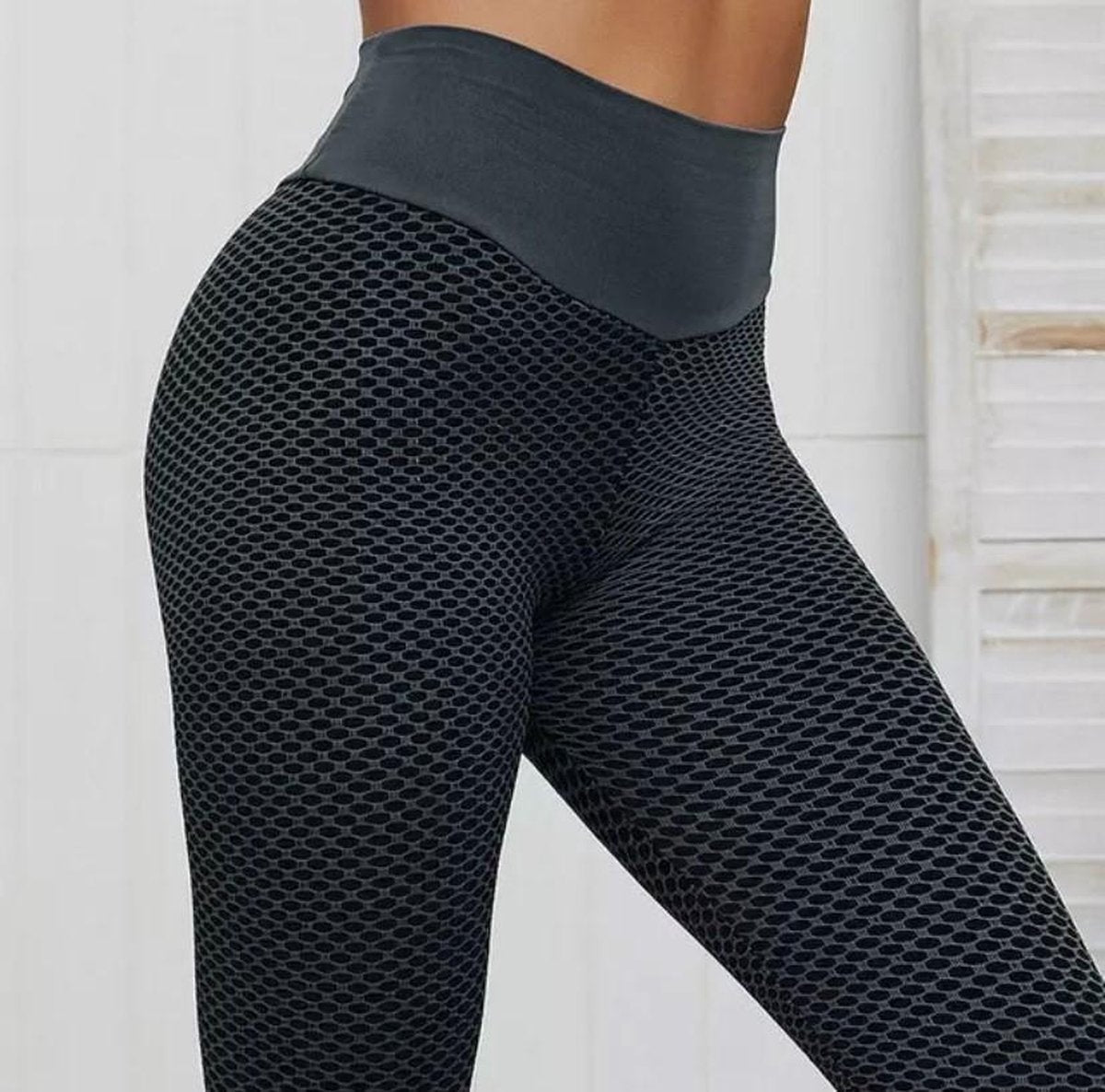 Sportlegging Dames High Waist maat M - Anti Cellulite / Cellulitis - Scrunch Butt - Sportbroek - Sport Legging Voor Fitness / Yoga / Vrije Tijd - Comfortabel – size M – Grijs / tiktok / sportschool / grey
