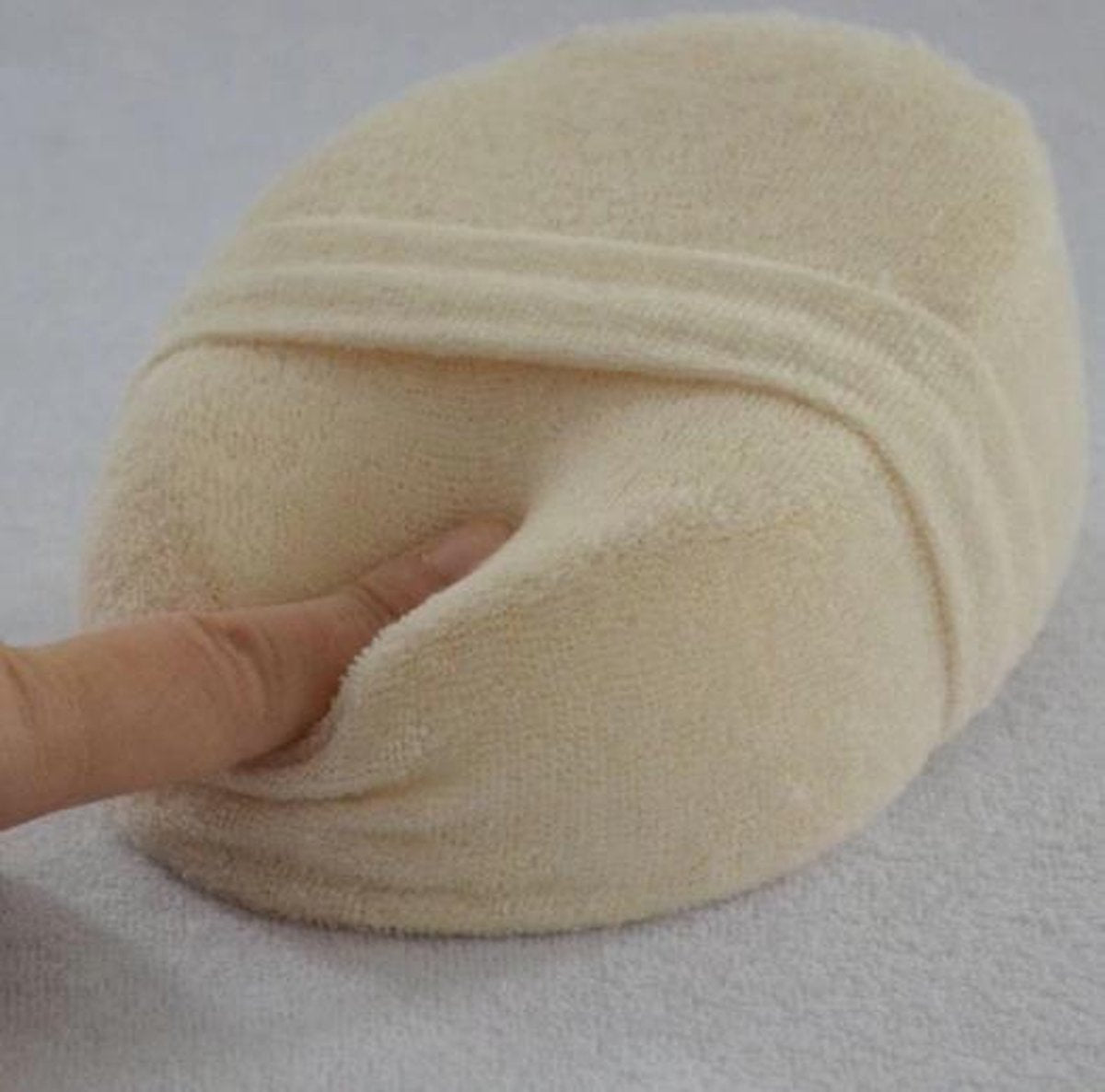 Badspons en douche spons wit - lichte scrub - loofah - 100% duurzaam en van natuurlijk materiaal