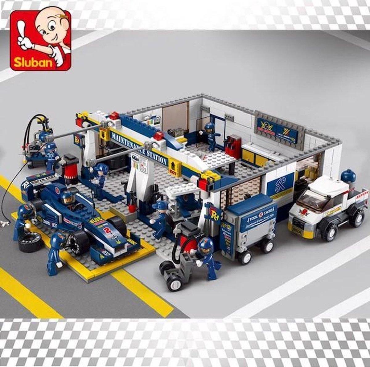 Sluban F1 pitbox 
