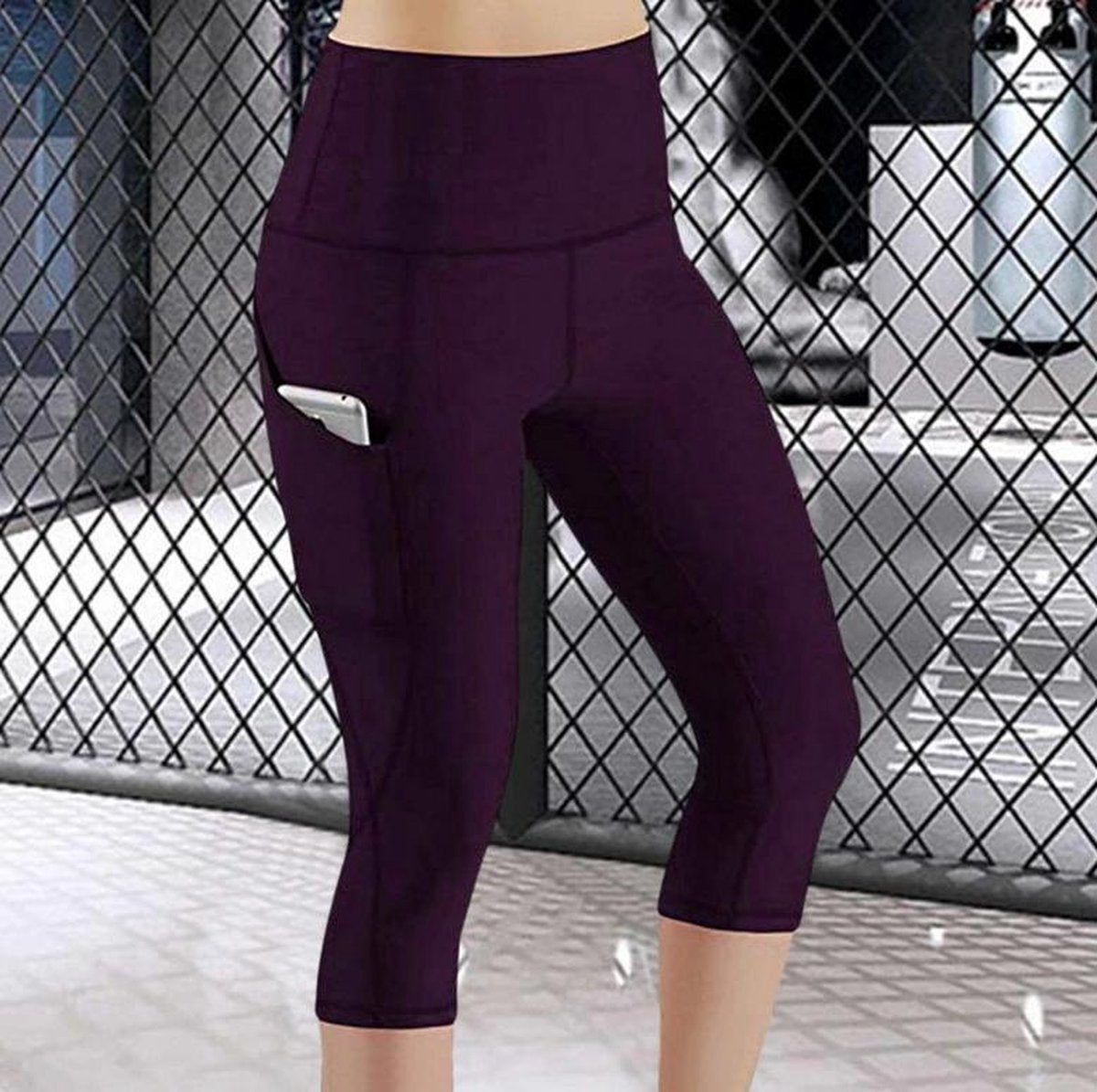 Driekwart Sportlegging Bordeaux Paars maat S met zijvak voor telefoon - Hardlooplegging 3/4 lengte Gym Yoga Legging broek met mobiel vakje