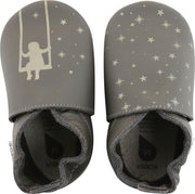 Bobux - Soft Soles - Grey girl on a swing print - Babyslofjes - EU 20