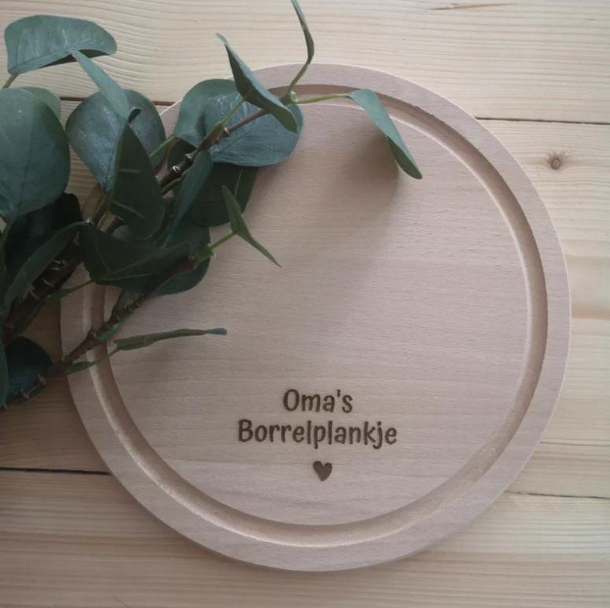 Oma's borrelplankje - gegraveerde plank - 25 cm